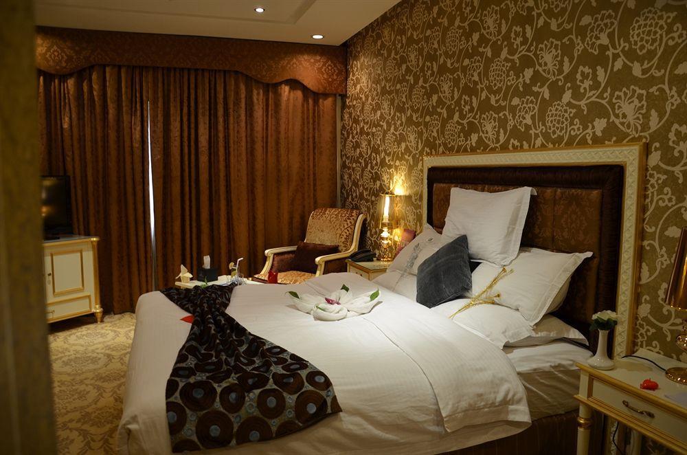 Rose Garden Hotel Riyadh Room photo